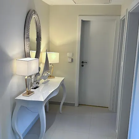 Apartment Islandsea - High End Retreat With Breathtaking Sea Views *